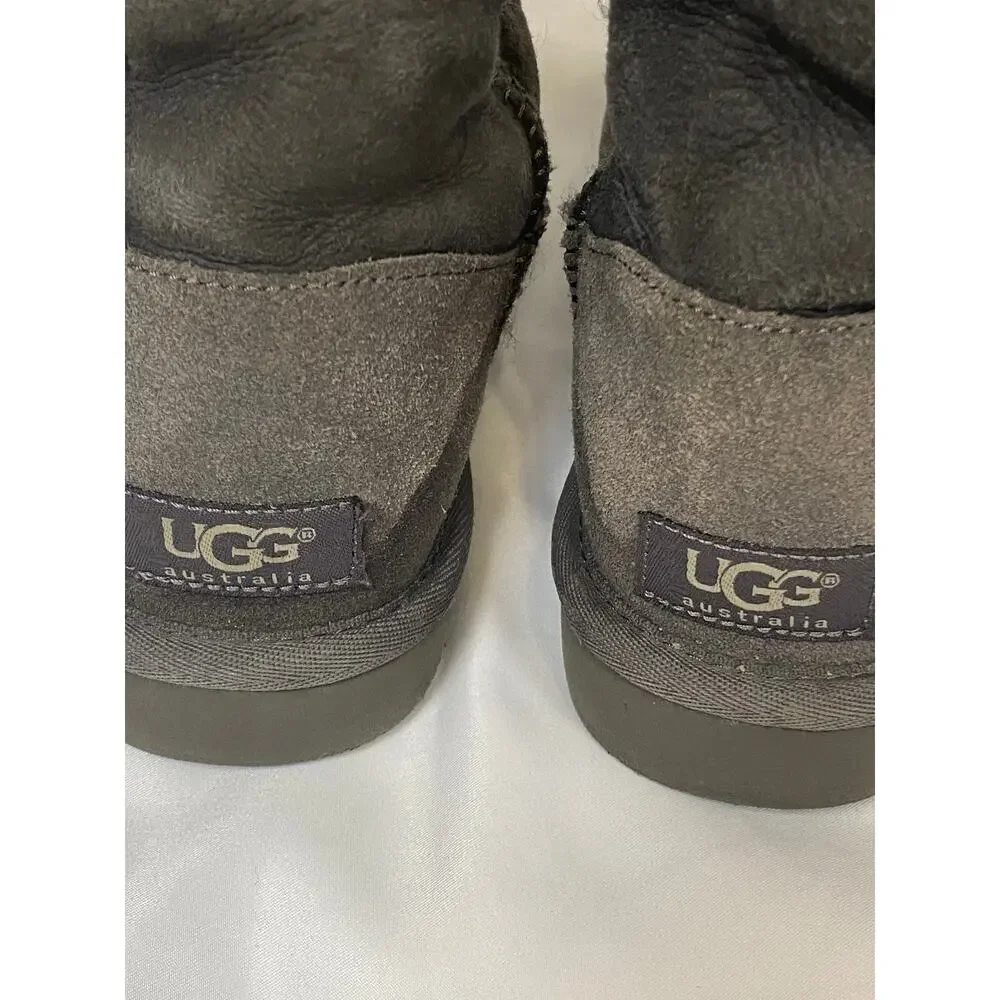UGG Australia Bailey Button Gray Sheepskin Shearling Pull-On Ankle Boots US 5